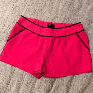 Flowy, elastic-waist hot pink shorts